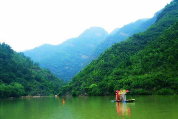 豫西大峽谷“七彩花傘節”4月15日華麗開幕